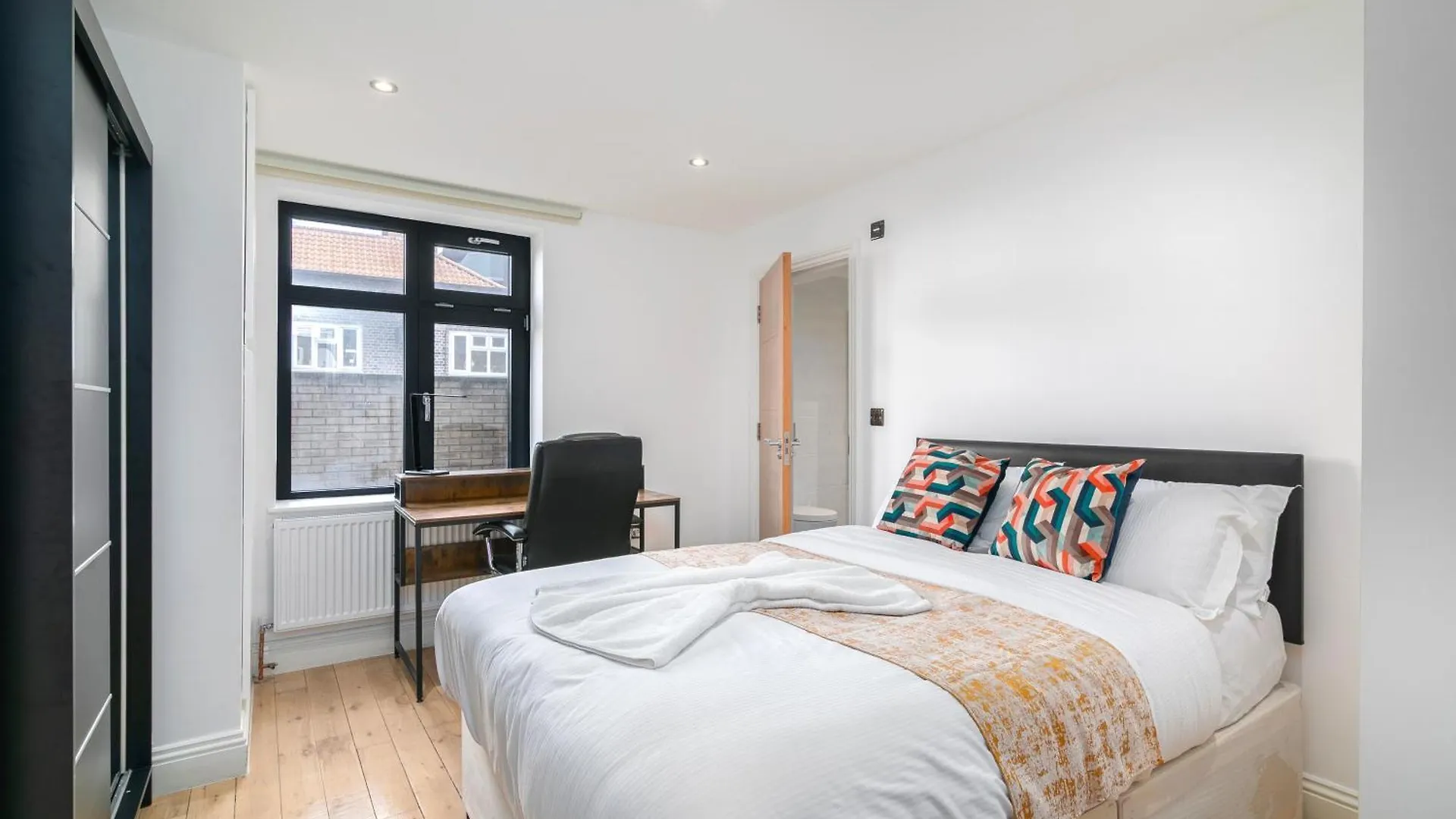 London Hoxton Shoreditch 2 Bed 2 Bath Roof Terrace 0*,
